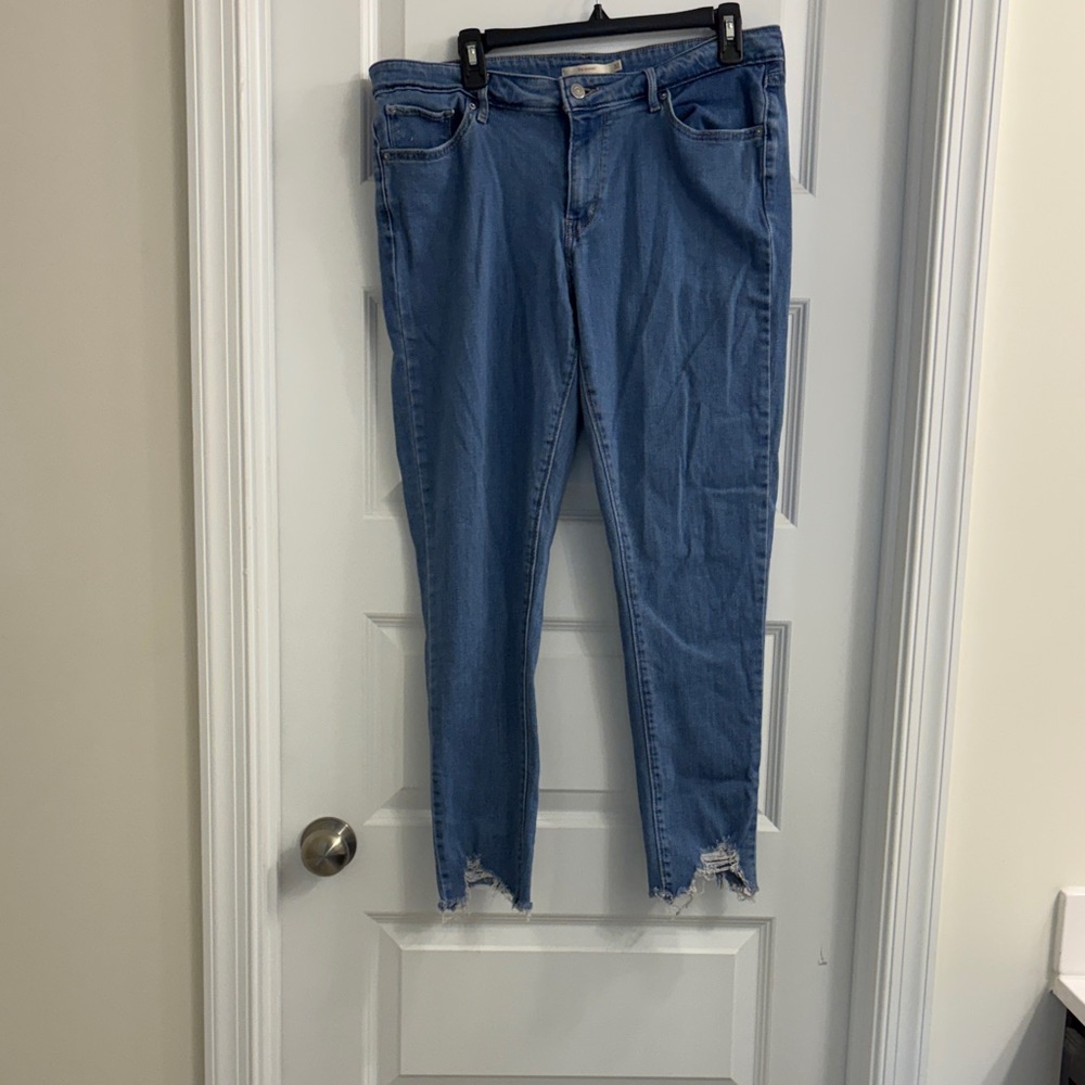 Levi's Women's Distressed Blue Skinny Jeans